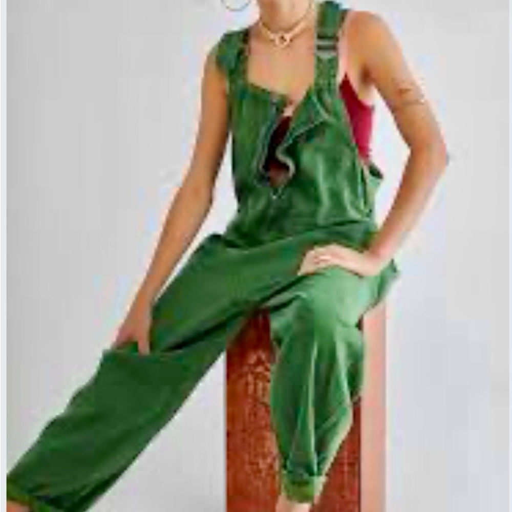 Emerald Green Sleeveless Jumpsuit with Wide-Leg Cut Free People Hunter Overall